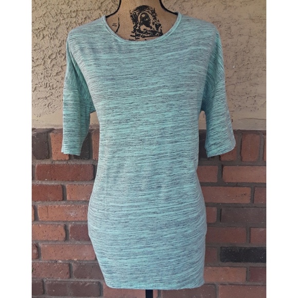 LuLaRoe Tops - βLularoe tunic LuLaRoe Tops - βLularoe tunic